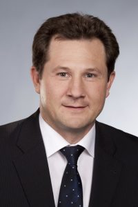Dr. Karsten Sontow ist Vorstandsvorsitzender der Trovarit AG.
