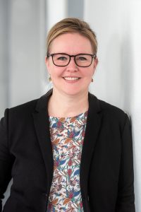 Yvonne Röber ist beratende Expertin für die Industriebranche bei der Uniserv GmbH. (Bild: Uniserv GmbH)